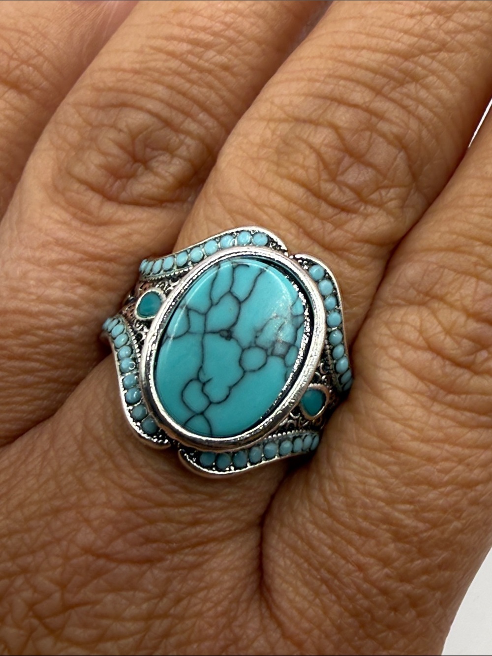 Vintage Southwestern Silver Tone Turquoise Blue Large Cocktail Statement Ring 7
